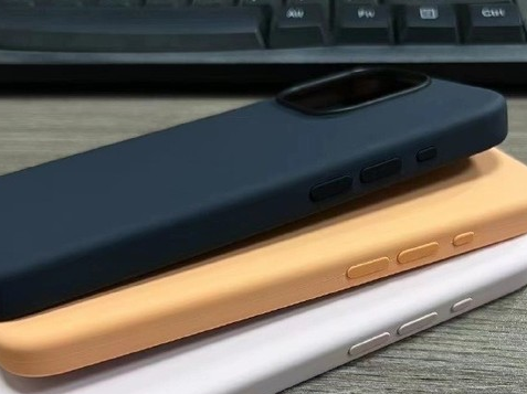琼中苹果14维修站分享iPhone14手机壳能直接给iPhone15用吗?