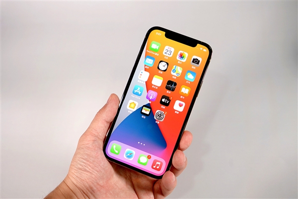 琼中苹果手机维修分享iOS 14.2修订版已到，专属iPhone 12系列 